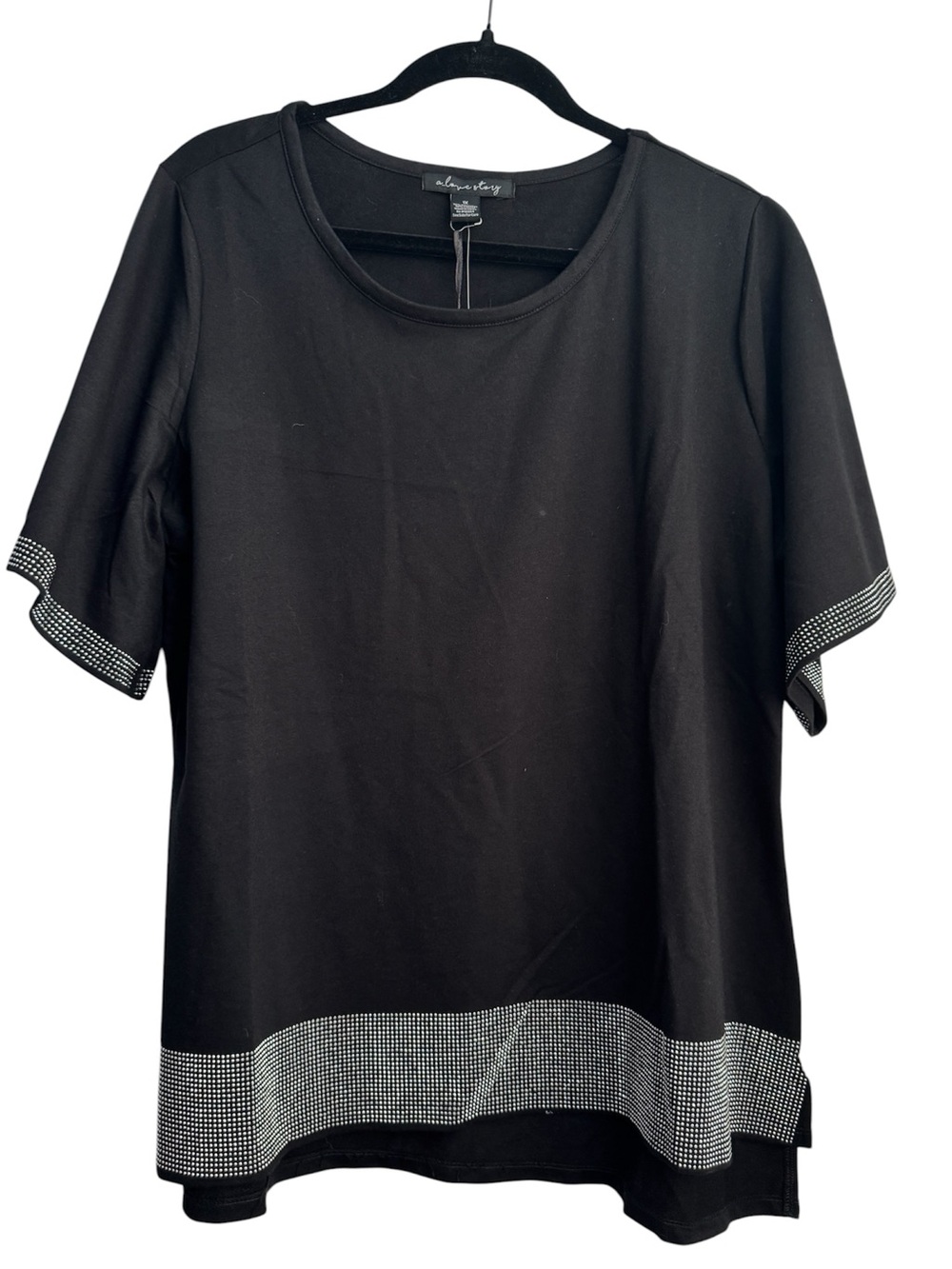 A Love Story Black Rhinestone Trim Shirt, Size 1X - NWT